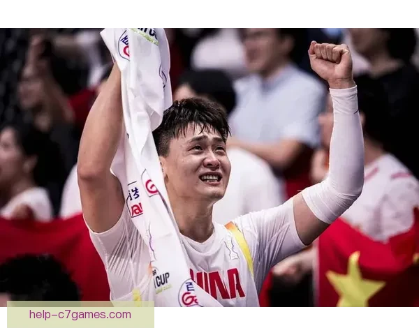中国男篮力克强敌挺进亚洲杯四强创赛季最佳战绩引爆球迷热情再攀高峰 中国男篮力克强敌挺进亚洲杯四强创赛季最佳战绩引爆球迷热情再攀高峰