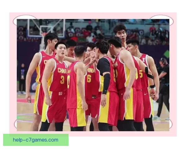 中国男篮逆袭击败澳大利亚 成功晋级亚洲杯决赛 展现强大团队实力