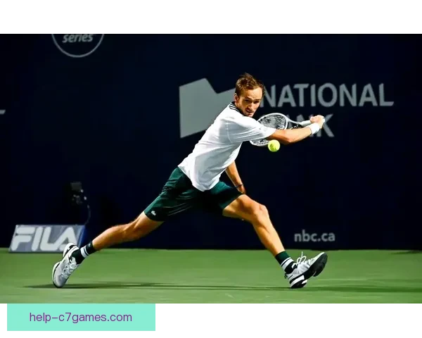 世界网球锦标赛激烈进行 多位顶级选手争夺冠军荣誉